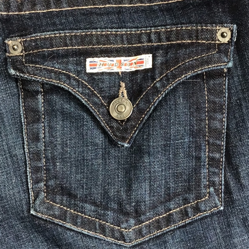 HUDSON LOW RISE SIGNATURE BOOTCUT JEANS LIKE NEW - Picture 7 of 10